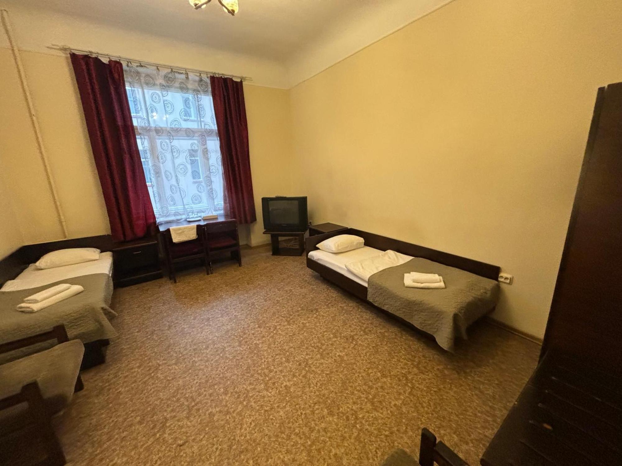 Hostel Viktorija With Private Rooms Ρίγα Εξωτερικό φωτογραφία