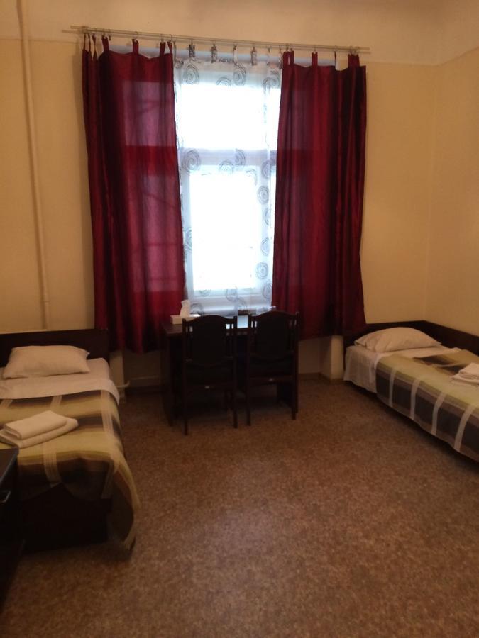 Hostel Viktorija With Private Rooms Ρίγα Εξωτερικό φωτογραφία